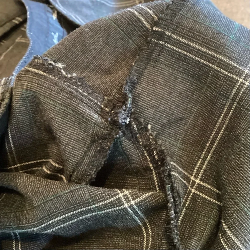 Travis Mathew Gray Casual‎ Men’s Windowpane Print Shorts, Size 38 FLAW